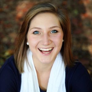 Meet your Posher, Deanna